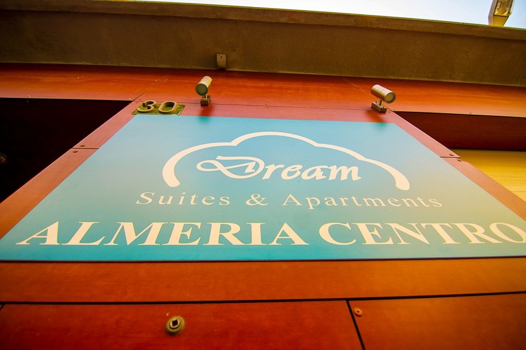 Dream Suites And Apartments Almeria Centro Dış mekan fotoğraf